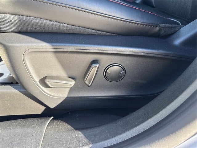 2026 Ford Escape Hybrid ST-Line Select