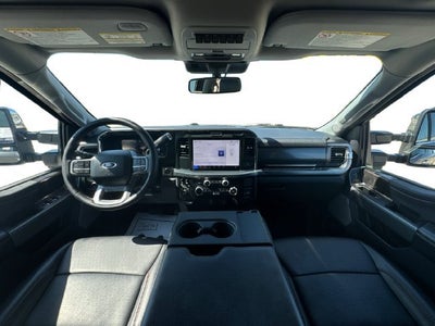 2025 Ford F-350SD Lariat