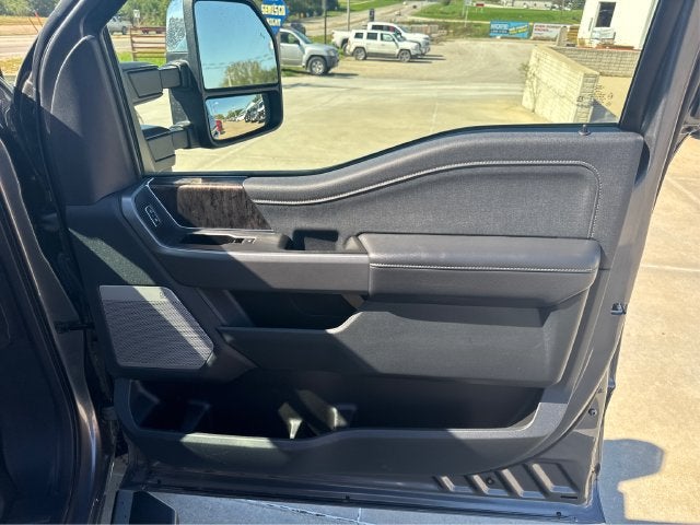 2025 Ford F-350SD Lariat