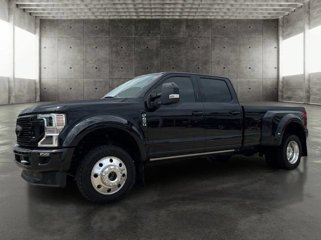 2022 Ford F-450SD Platinum