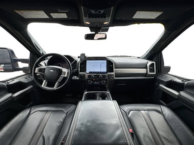 2022 Ford F-450SD Platinum