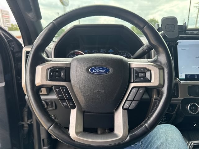 2022 Ford F-450SD Platinum