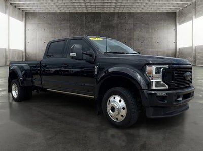 2022 Ford F-450SD Platinum