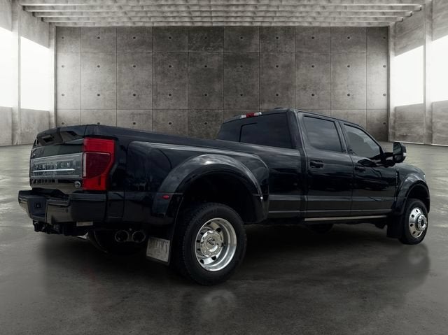 2022 Ford F-450SD Platinum