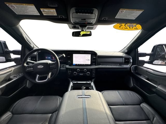 2025 Ford F-450SD Platinum