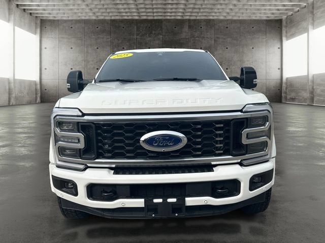 2025 Ford F-450SD Platinum