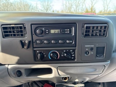 2003 Ford F-250SD Base