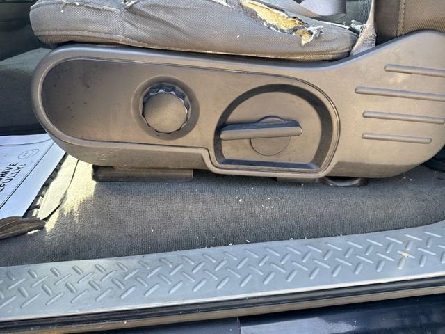2006 Ford F-150 Base