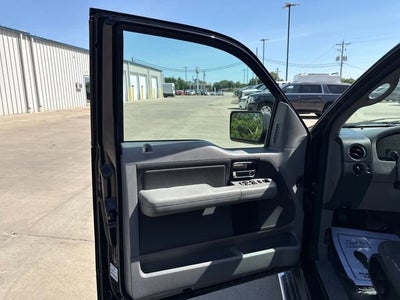 2006 Ford F-150 Base