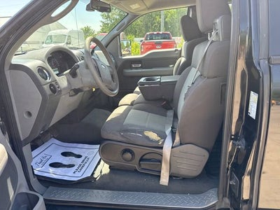 2006 Ford F-150 Base