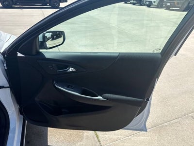 2025 Chevrolet Malibu LT