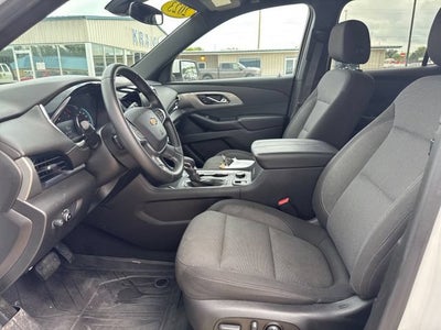 2023 Chevrolet Traverse LT