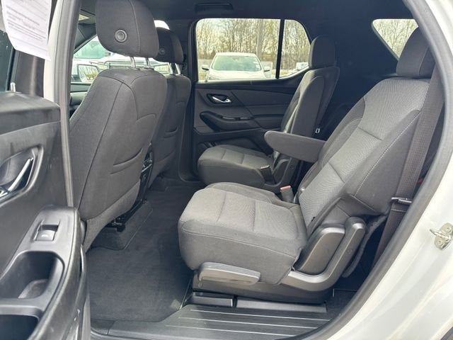 2023 Chevrolet Traverse LT