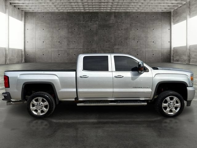 2019 GMC Sierra 2500HD Denali
