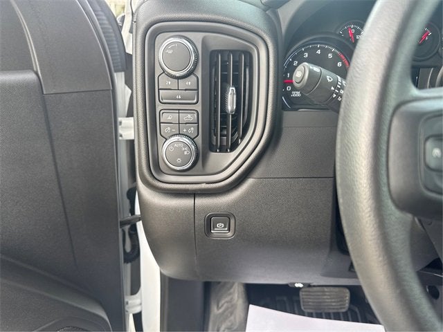 2024 GMC Sierra 2500HD Pro