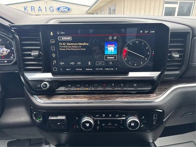 2024 GMC Sierra 1500 Elevation