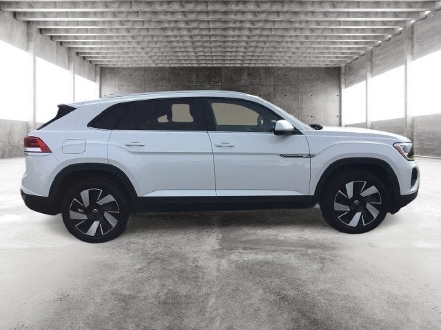2026 Volkswagen Atlas Cross Sport SE w/Technology