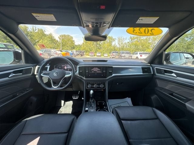 2023 Volkswagen Atlas Cross Sport 3.6L V6 SEL R-Line