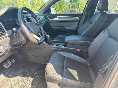 2023 Volkswagen Atlas Cross Sport 3.6L V6 SEL R-Line