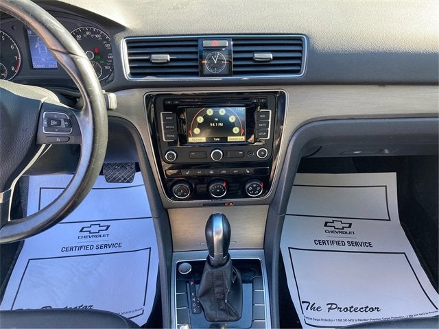 2015 Volkswagen Passat 1.8T SE