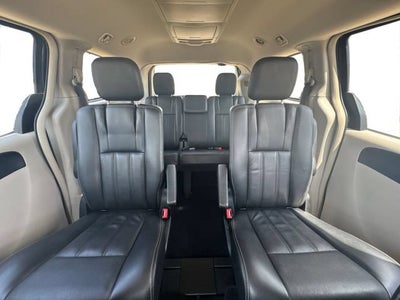 2012 Chrysler Town & Country Touring