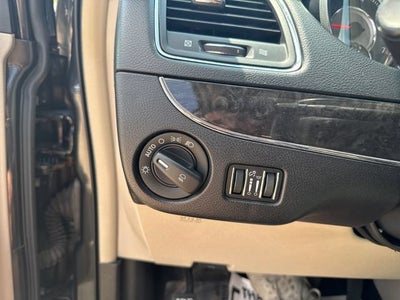 2012 Chrysler Town & Country Touring