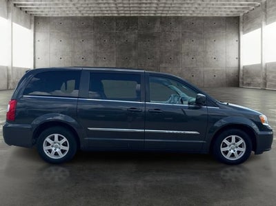 2012 Chrysler Town & Country Touring