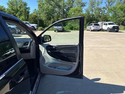 2015 Chrysler Town & Country Touring