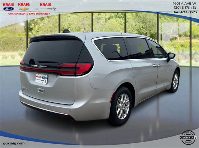 2024 Chrysler Pacifica Touring L