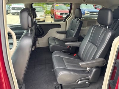 2015 Chrysler Town & Country Touring-L