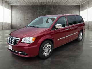 2015 Chrysler Town &amp; Country Touring-L