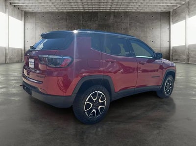 2025 Jeep Compass Trailhawk