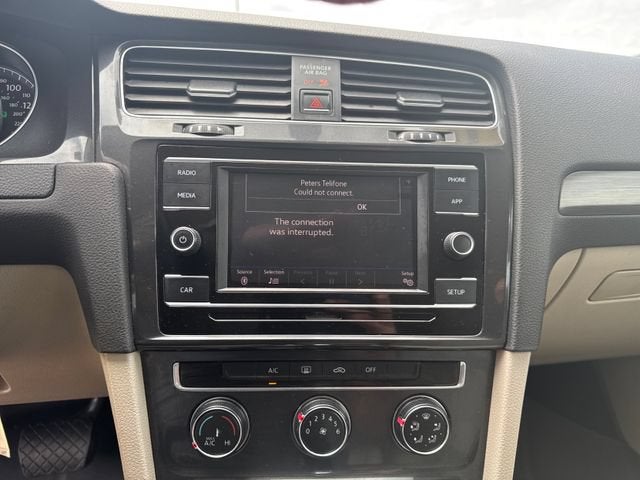 2018 Volkswagen Golf TSI S