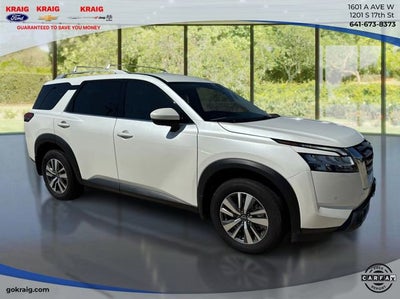 2024 Nissan Pathfinder SL