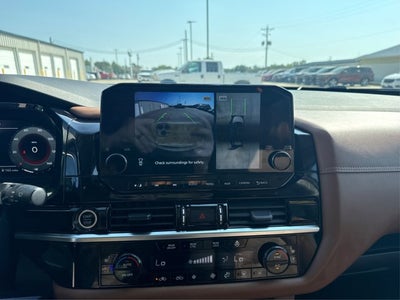 2023 Nissan Pathfinder Platinum