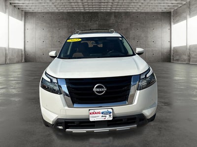 2023 Nissan Pathfinder Platinum