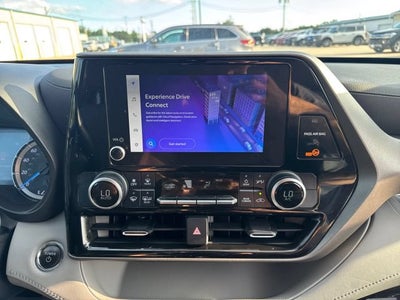 2023 Toyota Highlander Hybrid LE