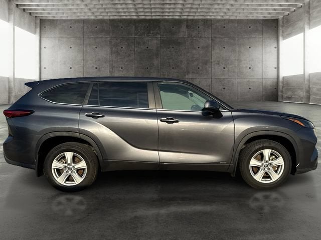 2023 Toyota Highlander Hybrid LE