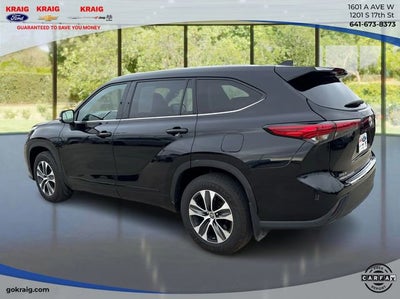 2022 Toyota Highlander XLE
