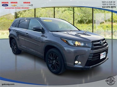 2019 Toyota Highlander SE