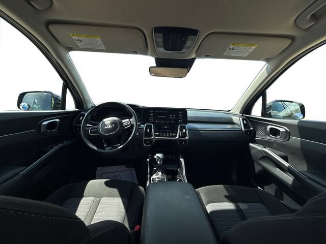 2023 Kia Sorento LX