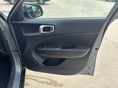 2023 Hyundai Venue SE