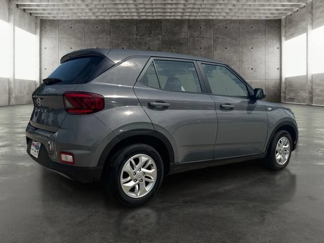 2023 Hyundai Venue SE