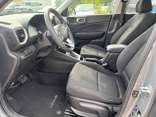 2023 Hyundai Venue SE